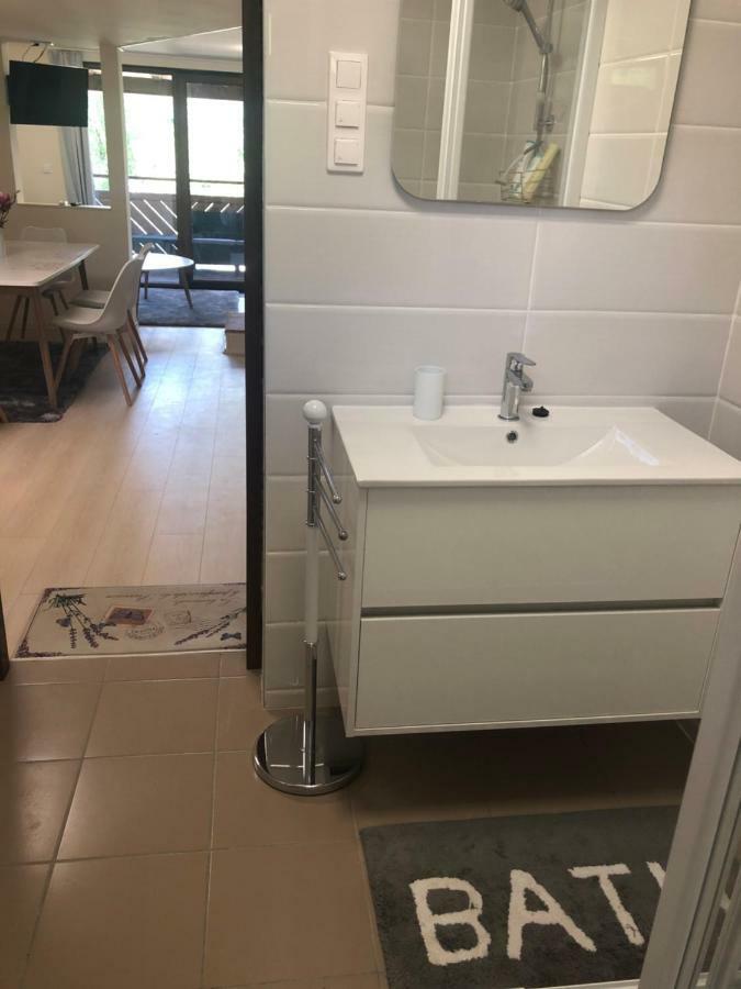 Beachfront Studio Apartman Aparthotel บาลาตอนฟุซเฟอ ภายนอก รูปภาพ